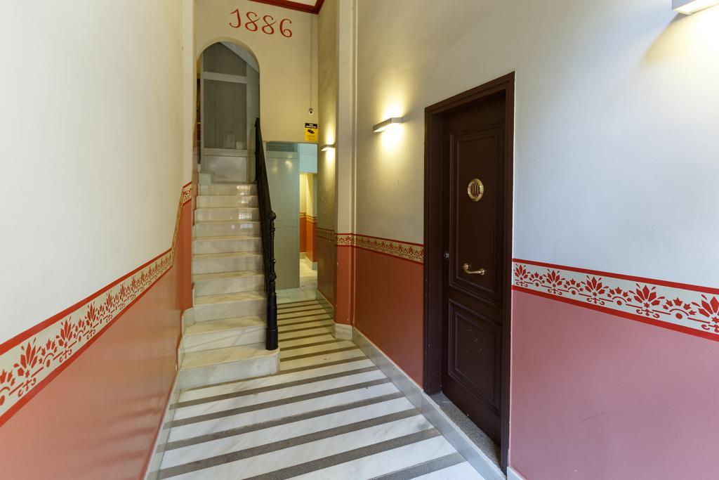 Apartment Eixample Comfort Barcelona Exteriör bild